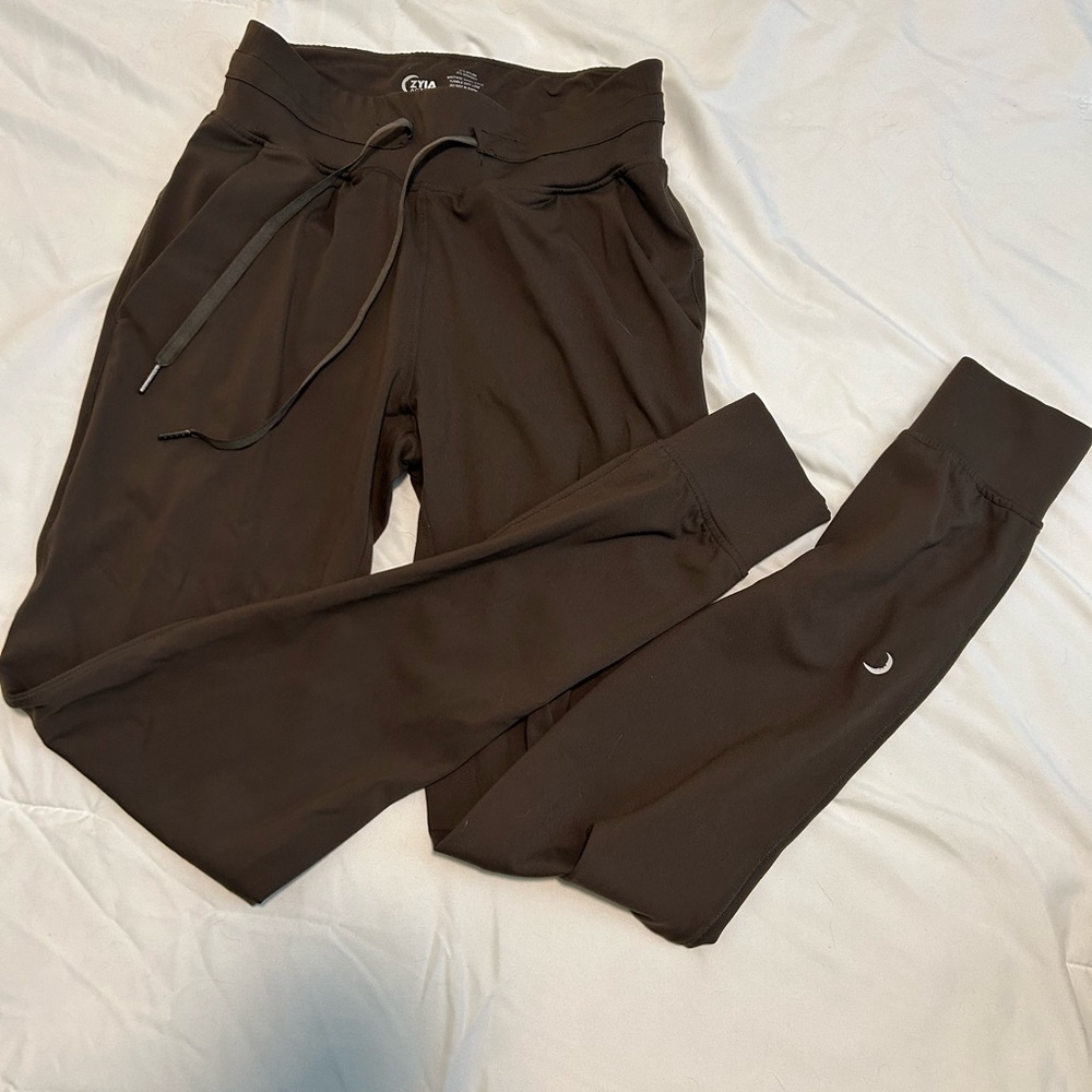 ZYIA OLIVE GREEN Jogger Pants